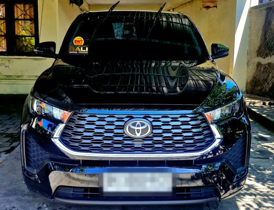 Toyota Innova Zenix, photo 1